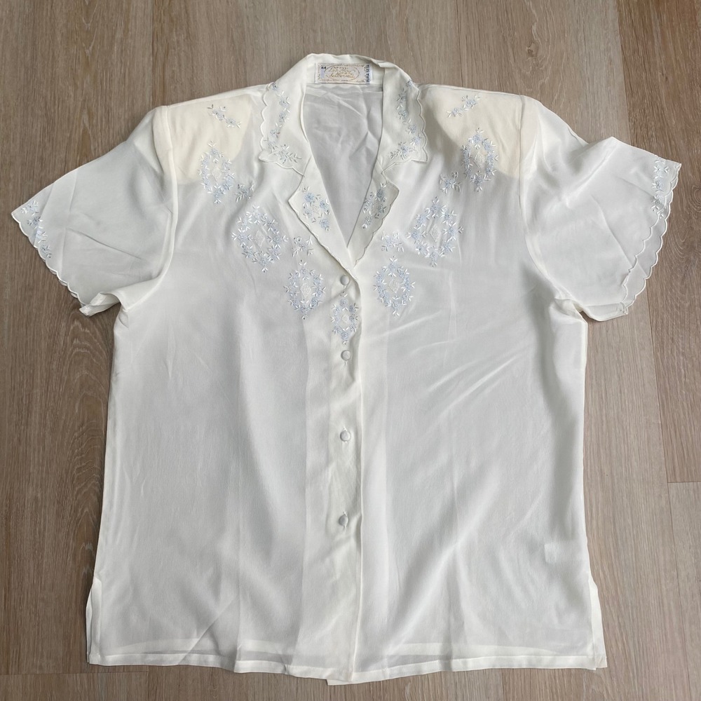 VTG La Via della Seta White Silk Blouse Blue Floral Embroidered Scalloped IT 44